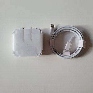 Apple 35W Dual USB-C Compact Power Adapter ‎MNWM3AM/A w/USB-C Lightning Cable
